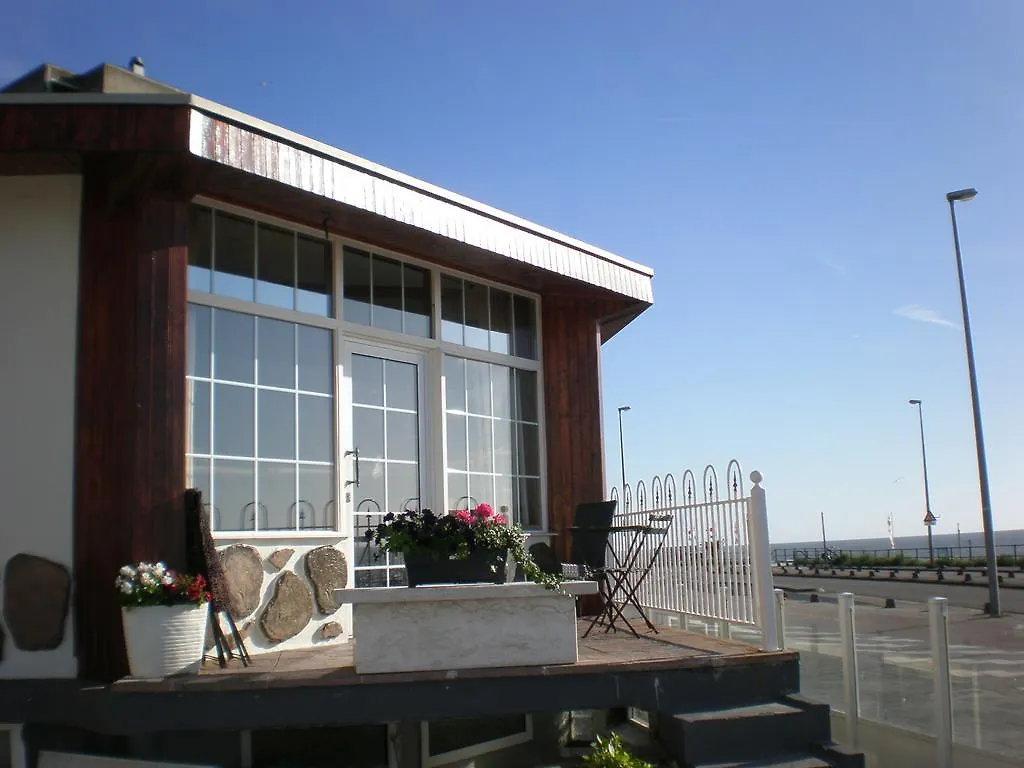 Beach Location Studio Apartment Zandvoort